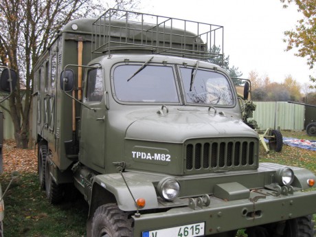 Praga V3S TPDA-M82 (01).jpg
