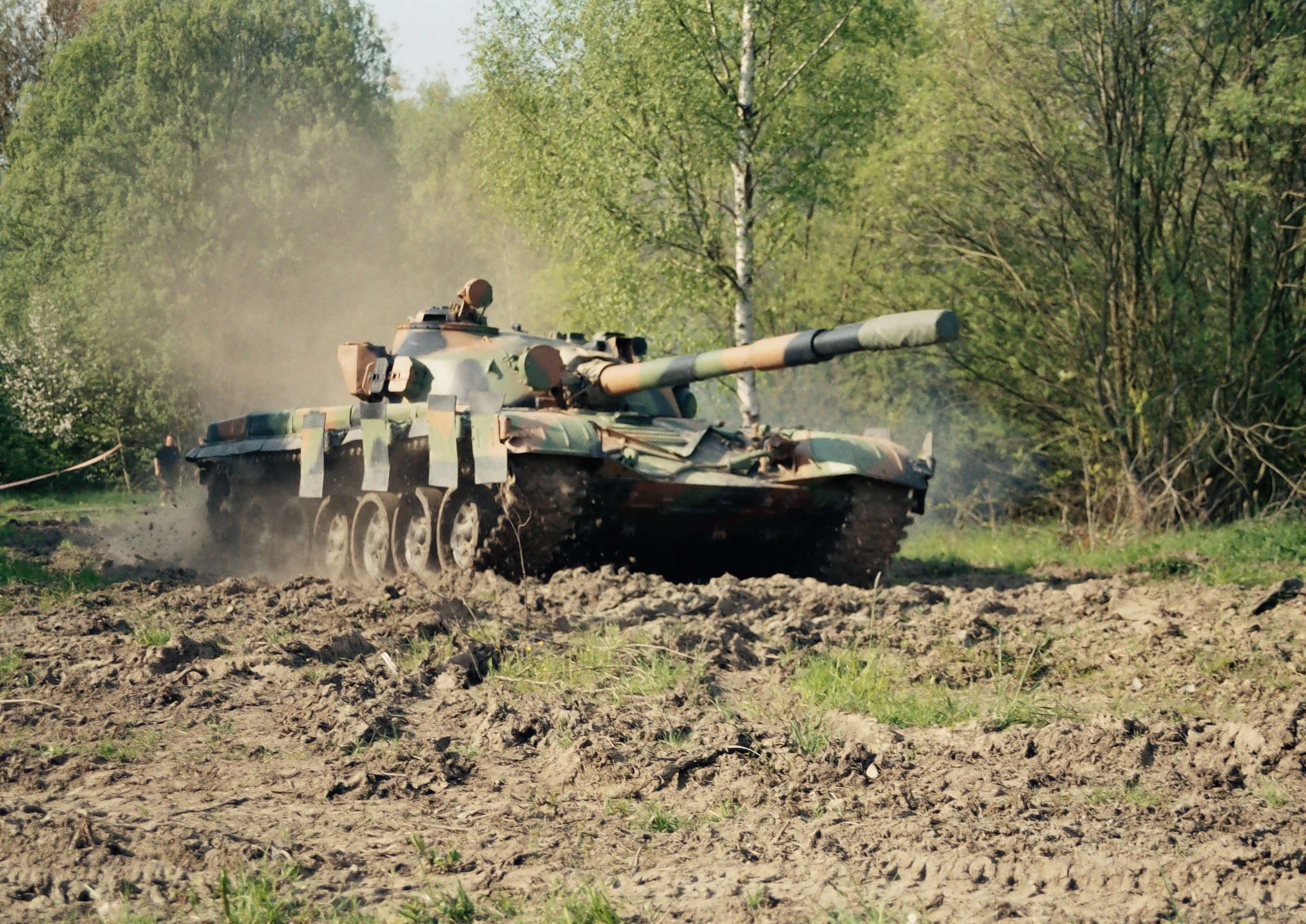 t-72 (7).JPG