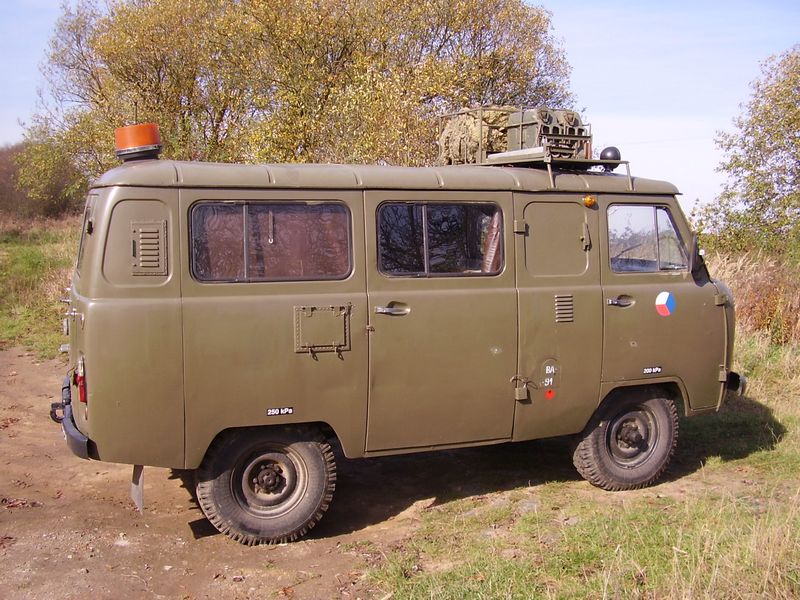 UAZ 452 R-2Mp (04).jpg