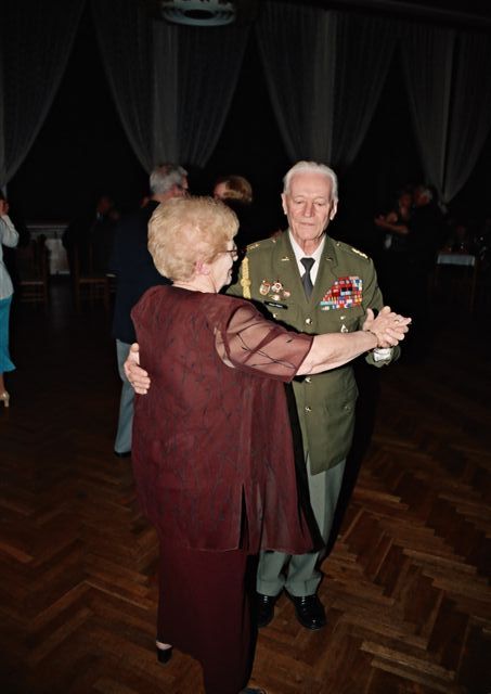 3 vojenskohistoricky ples (15).JPG